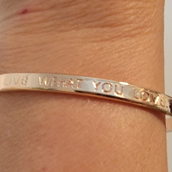 Live What You Love Inspirational Bangle Bracelet - Picture 2 of 6